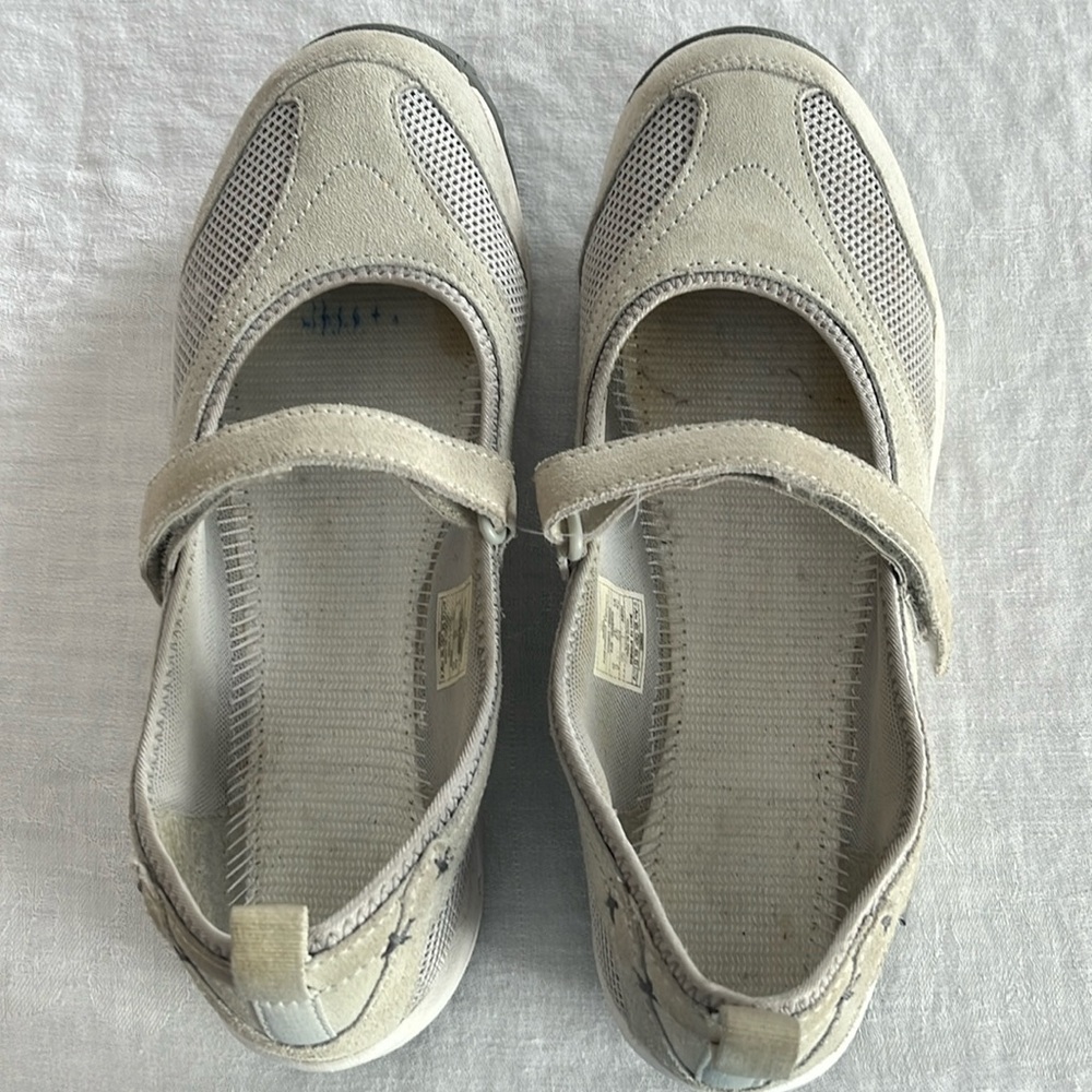 Merrell shoes